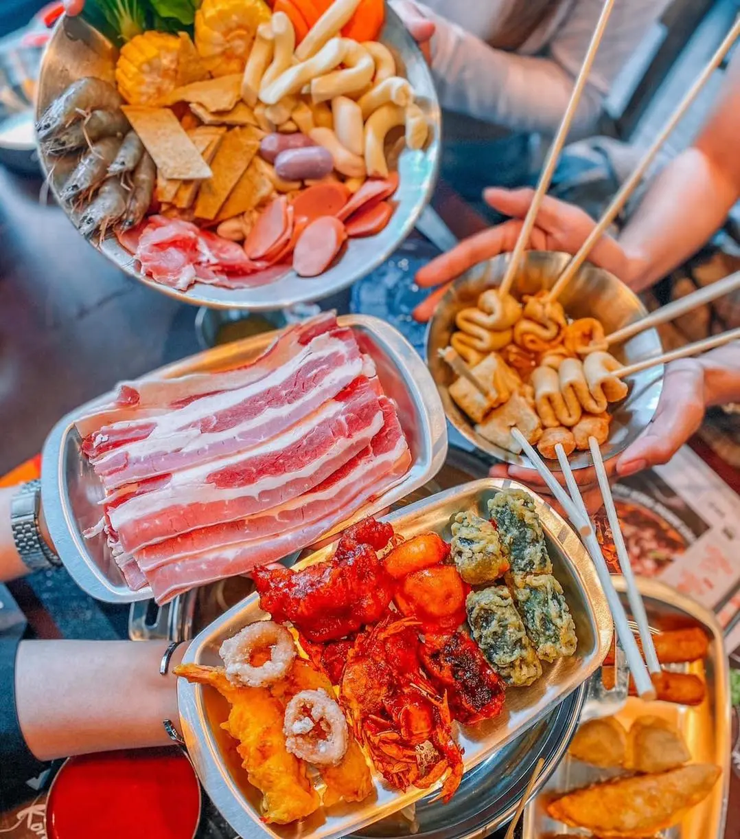 Buffet Dookki Đ&agrave; Lạt - Kh&aacute;m ph&aacute; thi&ecirc;n đường ẩm thực H&agrave;n Quốc tại Đ&agrave; Lạt 11