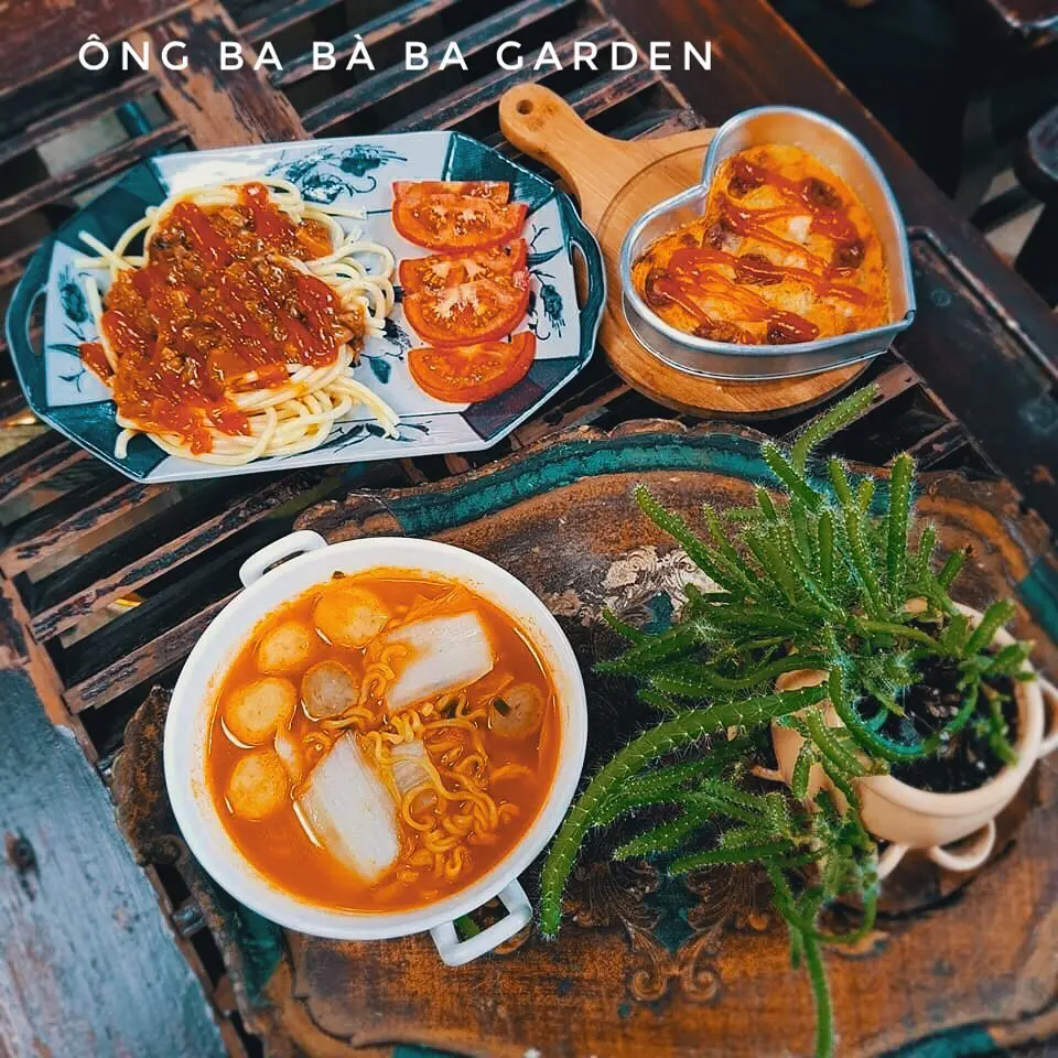 C&agrave; ph&ecirc; sống ảo tại &Ocirc;ng Ba B&agrave; Ba Garden Đ&agrave; Lạt 9