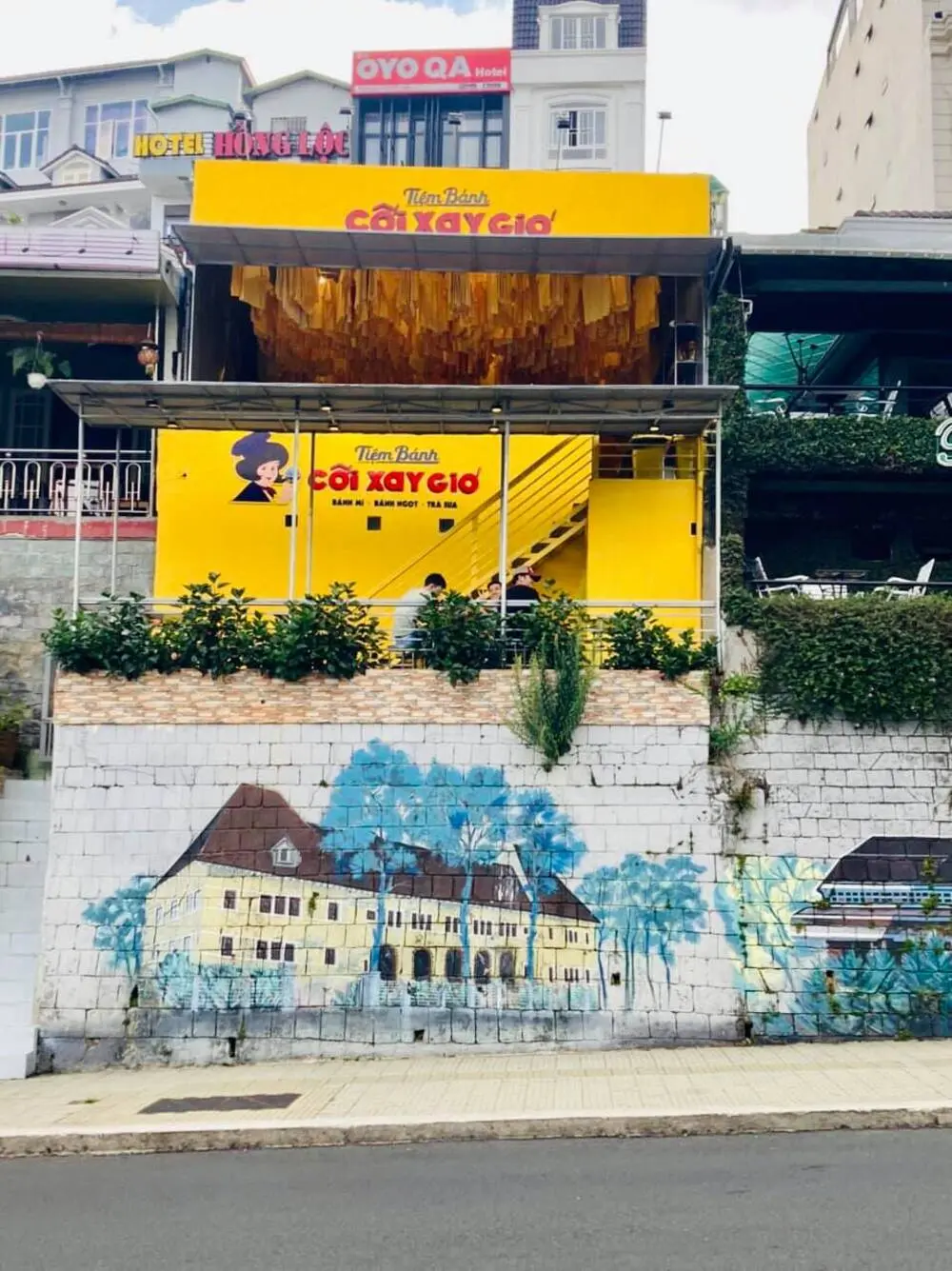 C&oacute; g&igrave; đặc biệt ở tiệm b&aacute;nh Cối Xay Gi&oacute; nổi tiếng nhất xứ sở sương m&ugrave; Đ&agrave; Lạt 6