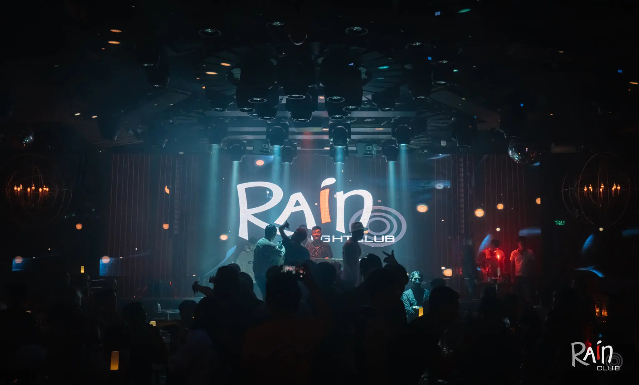 Gh&eacute; ngay 7 qu&aacute;n bar cực chill tại Đ&agrave; Lạt để trải nghiệm 13