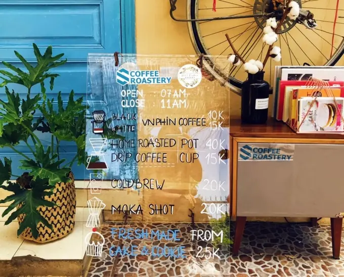 Gh&eacute; qu&aacute;n c&agrave; ph&ecirc; nhạc Trịnh độc đ&aacute;o mang t&ecirc;n S Coffee Roastery 7