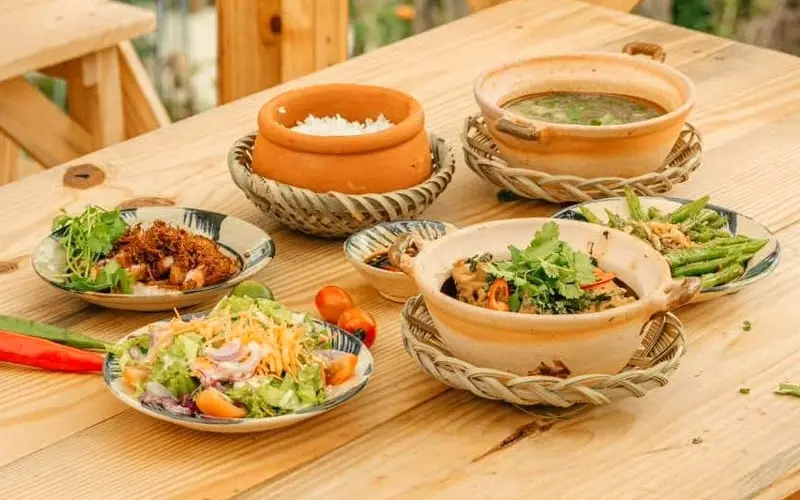 Gợi &yacute; 15 qu&aacute;n cơm Đ&agrave; Lạt chuẩn vị cơm nh&agrave;, ăn l&agrave; thấy nhớ 9