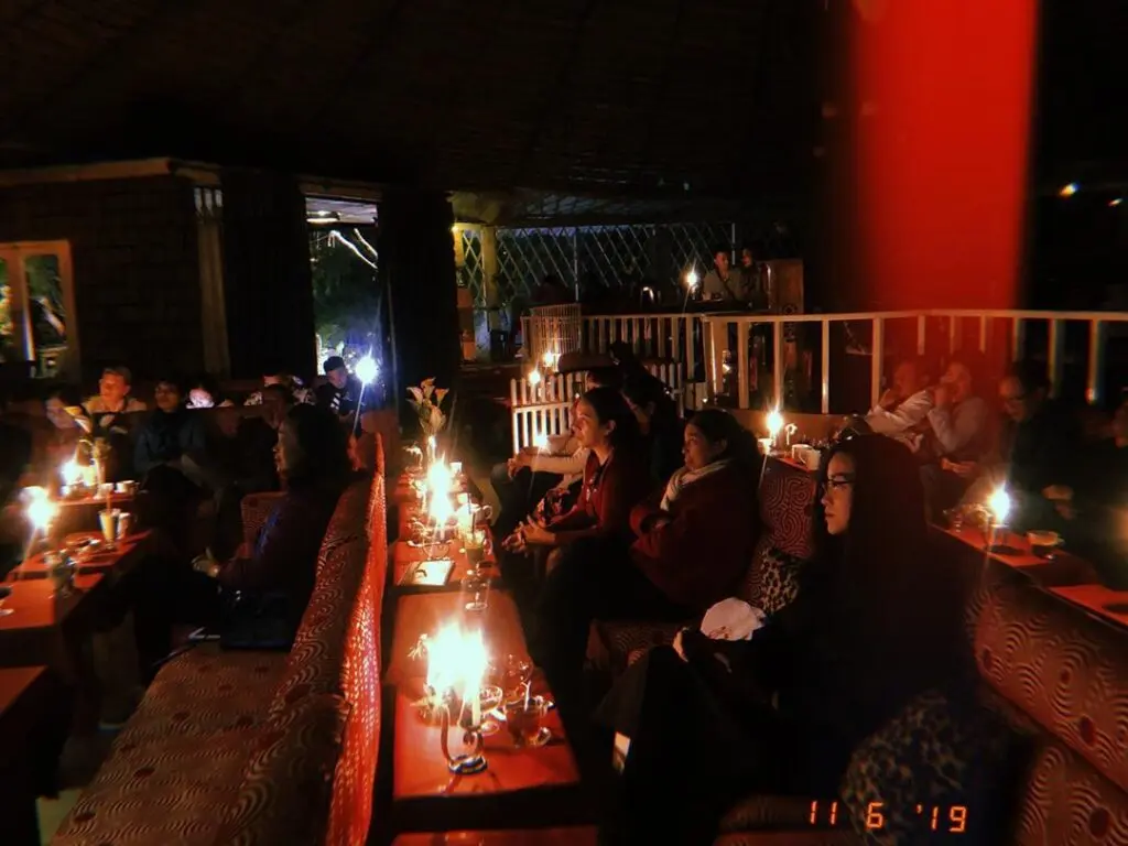Kh&aacute;m ph&aacute; Cung Tơ Chiều đầy b&iacute; ẩn giữa th&agrave;nh phố Đ&agrave; Lạt mộng mơ 6