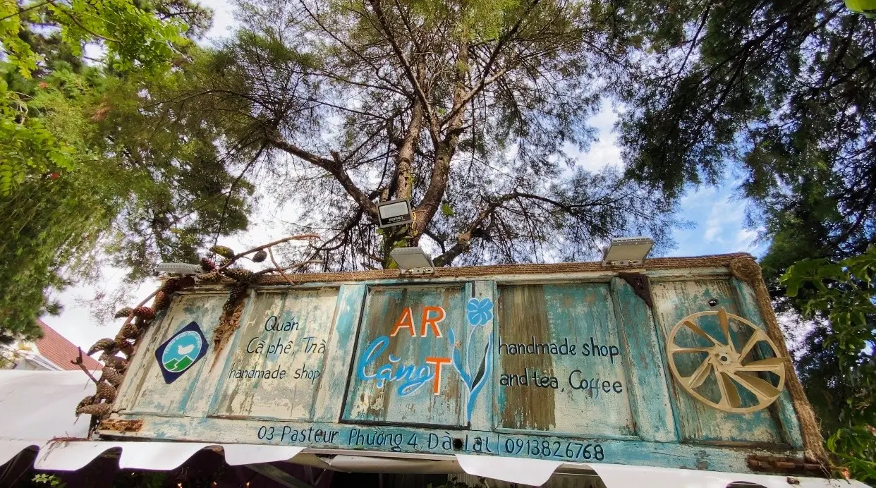 Lặng Art Cafe - Lặng y&ecirc;n trải nghiệm c&agrave; ph&ecirc; của những đứa trẻ khiếm th&iacute;nh giữa l&ograve;ng Đ&agrave; Lạt 4