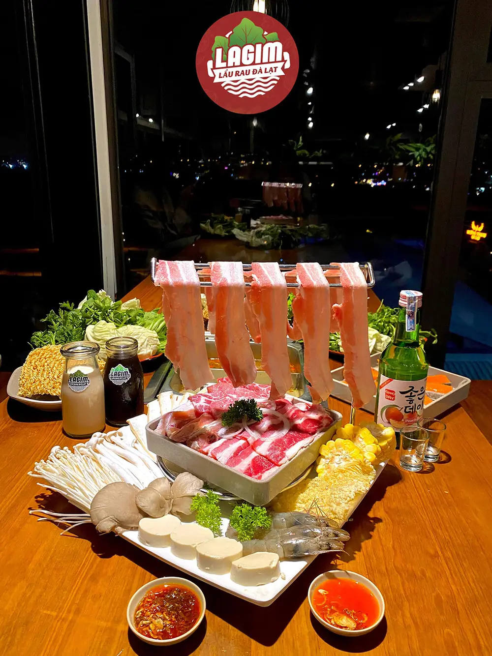 List c&aacute;c qu&aacute;n buffet ở Đ&agrave; Lạt si&ecirc;u xịn bạn c&oacute; thể gh&eacute; đến 7