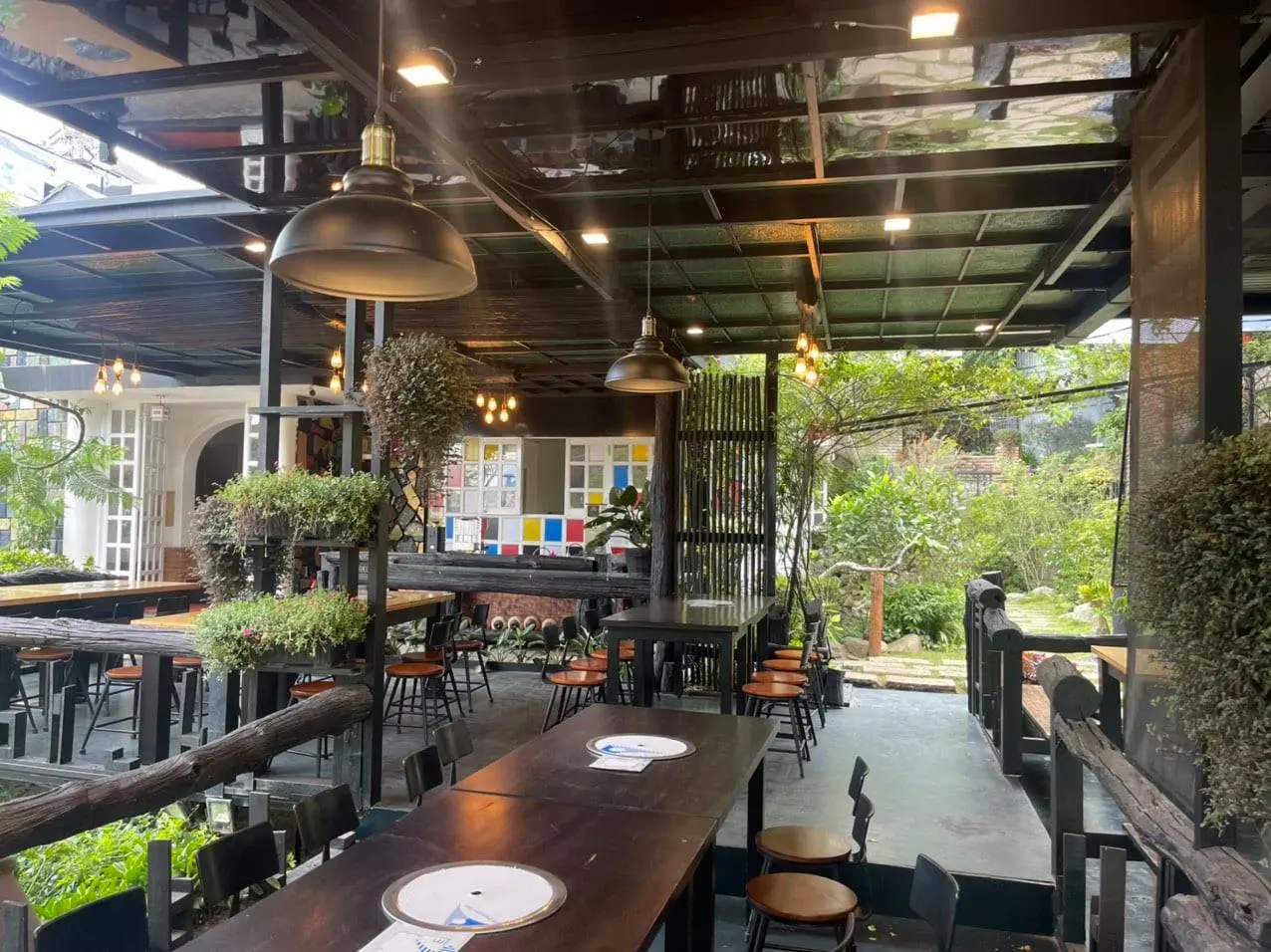 May Restaurant Da Lat - Kh&ocirc;ng gian ấm c&uacute;ng, đậm đ&agrave; hương vị Việt 3