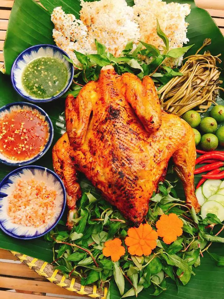 May Restaurant Da Lat - Kh&ocirc;ng gian ấm c&uacute;ng, đậm đ&agrave; hương vị Việt 9