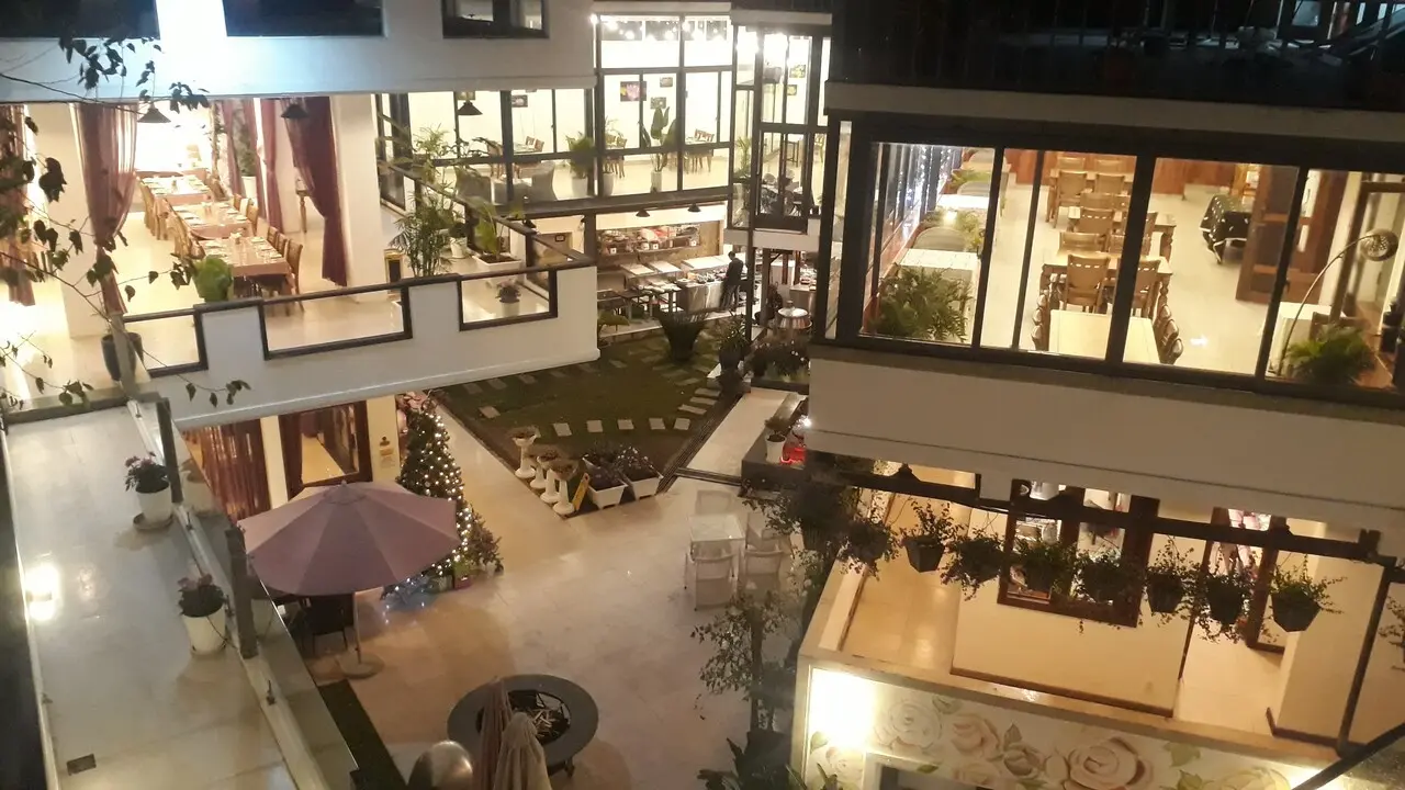 Nh&agrave; h&agrave;ng Kim Gia Đ&agrave; Lạt &ndash; Sự kết hợp phong c&aacute;ch &Aacute; &Acirc;u trong ẩm thực Việt 2