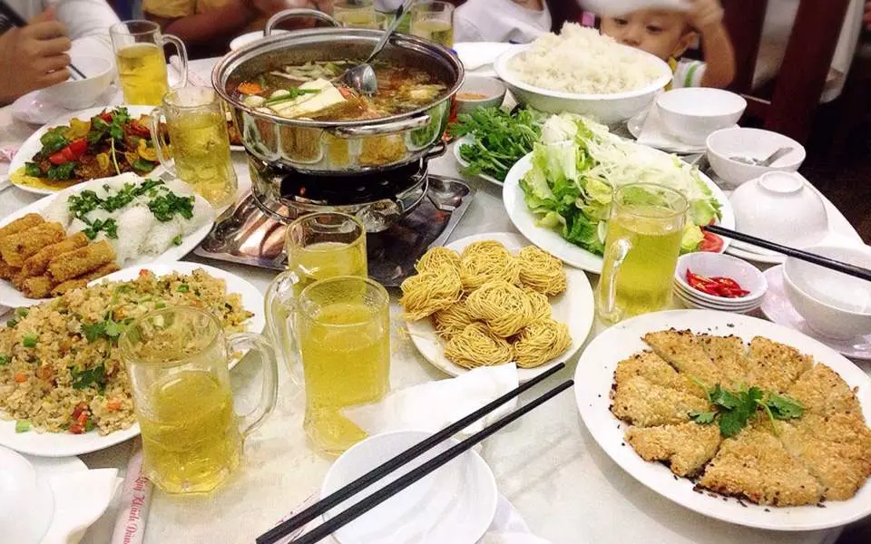 Nh&agrave; h&agrave;ng Nh&agrave; T&ocirc;i - Ch&igrave;m đắm v&agrave;o ẩm thực chuẩn vị gia đ&igrave;nh 5