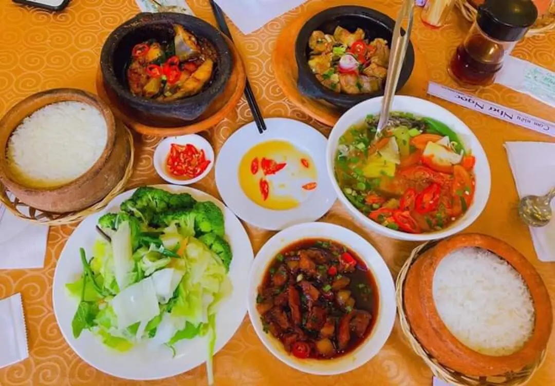 Qu&aacute;n cơm ni&ecirc;u Như Ngọc &ndash; Tinh hoa của văn h&oacute;a ẩm thực Việt 7
