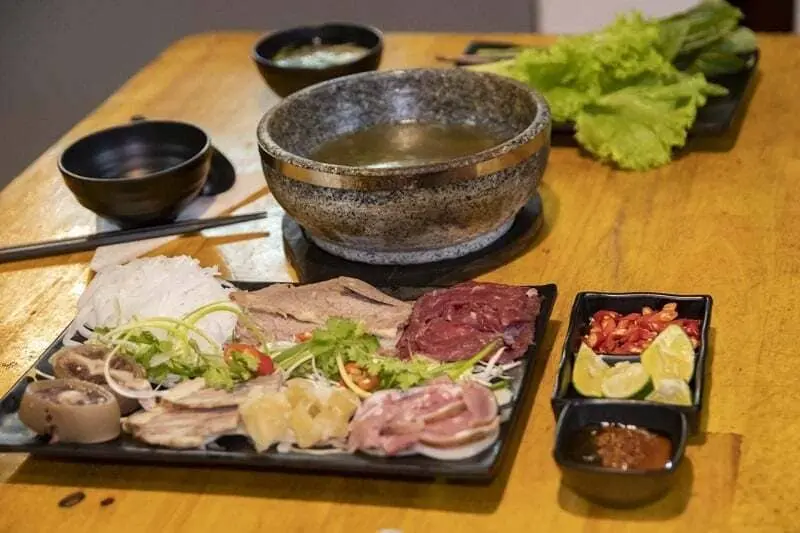 Top 4 qu&aacute;n phở thố đ&aacute; Đ&agrave; Lạt với phong c&aacute;ch chế biến độc đ&aacute;o 3