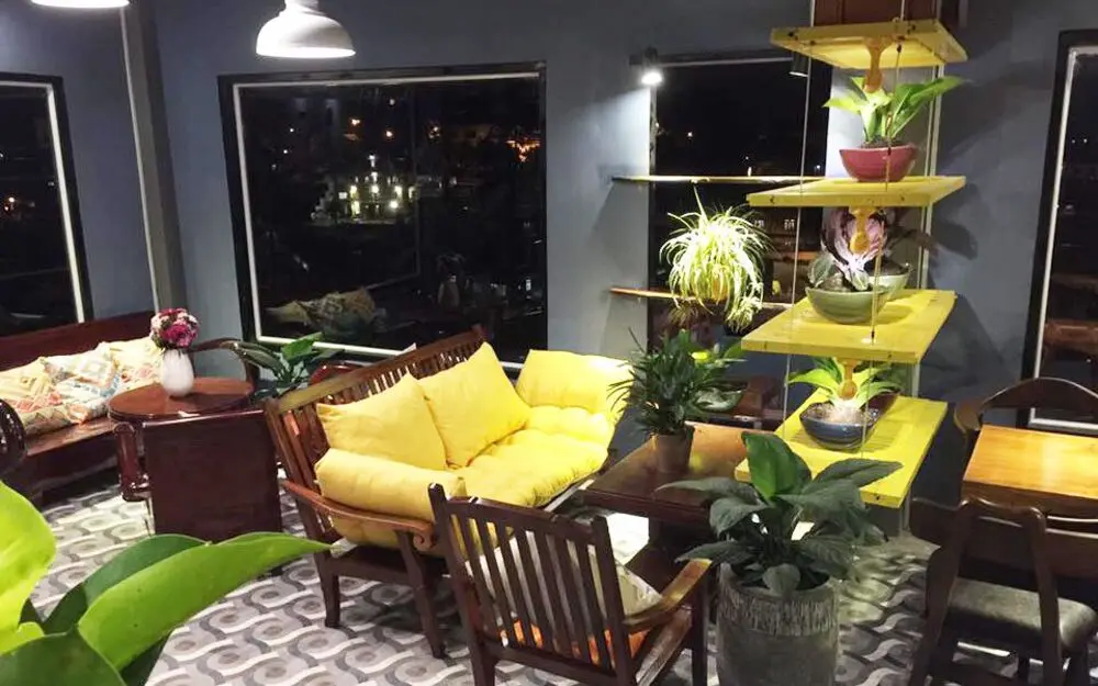 Up Coffee Đ&agrave; Lạt &ndash; Phong c&aacute;ch vintage h&uacute;t hồn giới trẻ Đ&agrave; Lạt 7