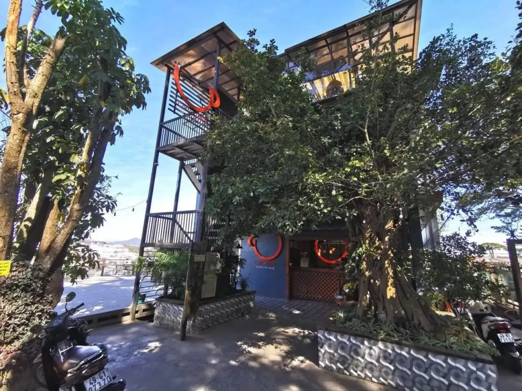 Up Coffee Đ&agrave; Lạt &ndash; Phong c&aacute;ch vintage h&uacute;t hồn giới trẻ Đ&agrave; Lạt 2