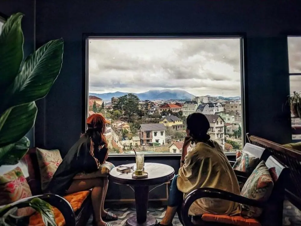 Up Coffee Đ&agrave; Lạt &ndash; Phong c&aacute;ch vintage h&uacute;t hồn giới trẻ Đ&agrave; Lạt 18