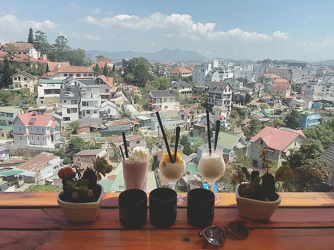 Up Coffee Đ&agrave; Lạt &ndash; Phong c&aacute;ch vintage h&uacute;t hồn giới trẻ Đ&agrave; Lạt 11