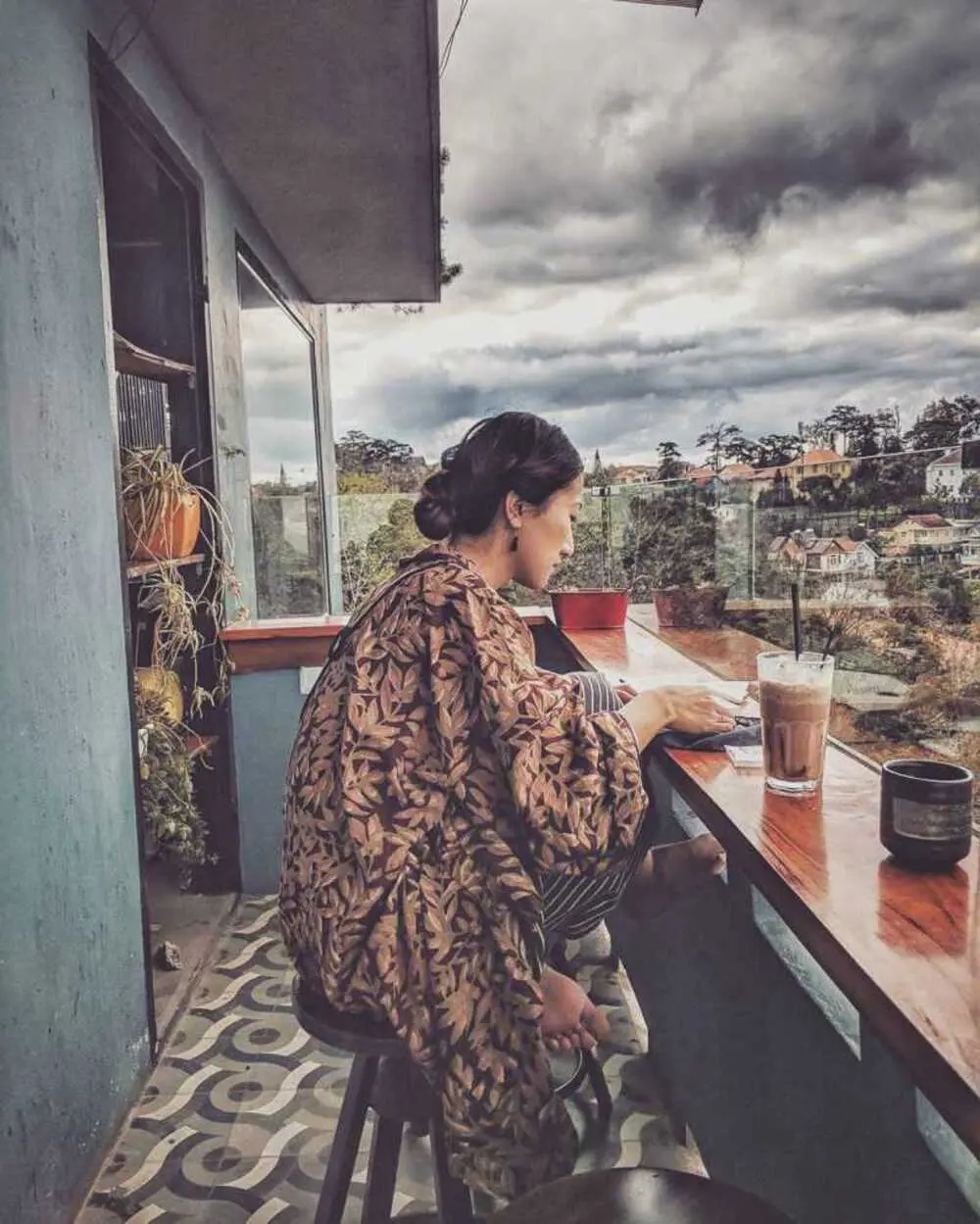 Up Coffee Đ&agrave; Lạt &ndash; Phong c&aacute;ch vintage h&uacute;t hồn giới trẻ Đ&agrave; Lạt 16