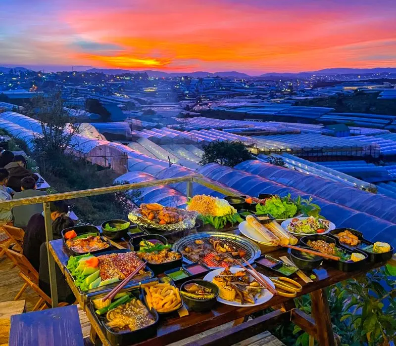 Ghé tiệm nướng Xóm Lèo thưởng thức BBQ, ngắm hoàng hôn cực chill
