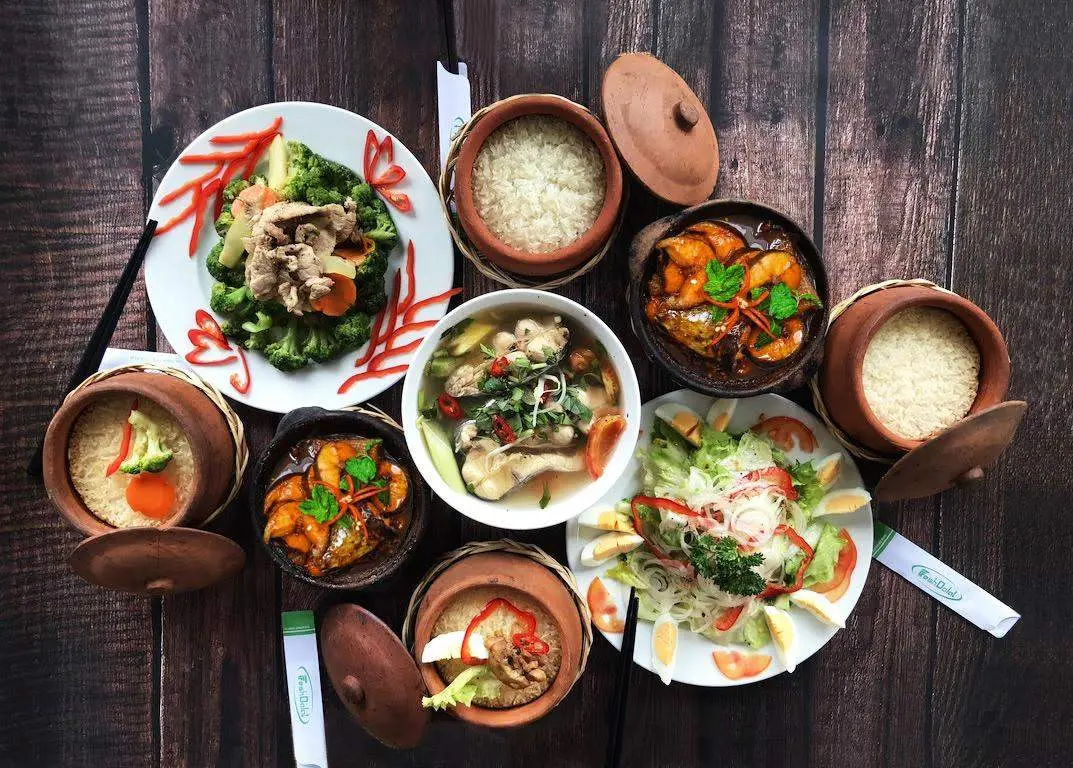 Rủ nhau càn quét 10 quán cơm niêu Đà Lạt ngon nức tiếng tại thành phố ngàn hoa