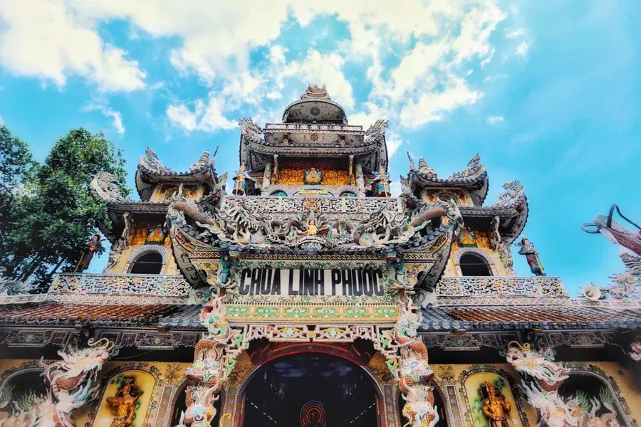 Ch&ugrave;a Linh Phước, biểu tượng Phật Gi&aacute;o tại cao nguy&ecirc;n Đ&agrave; Lạt 4