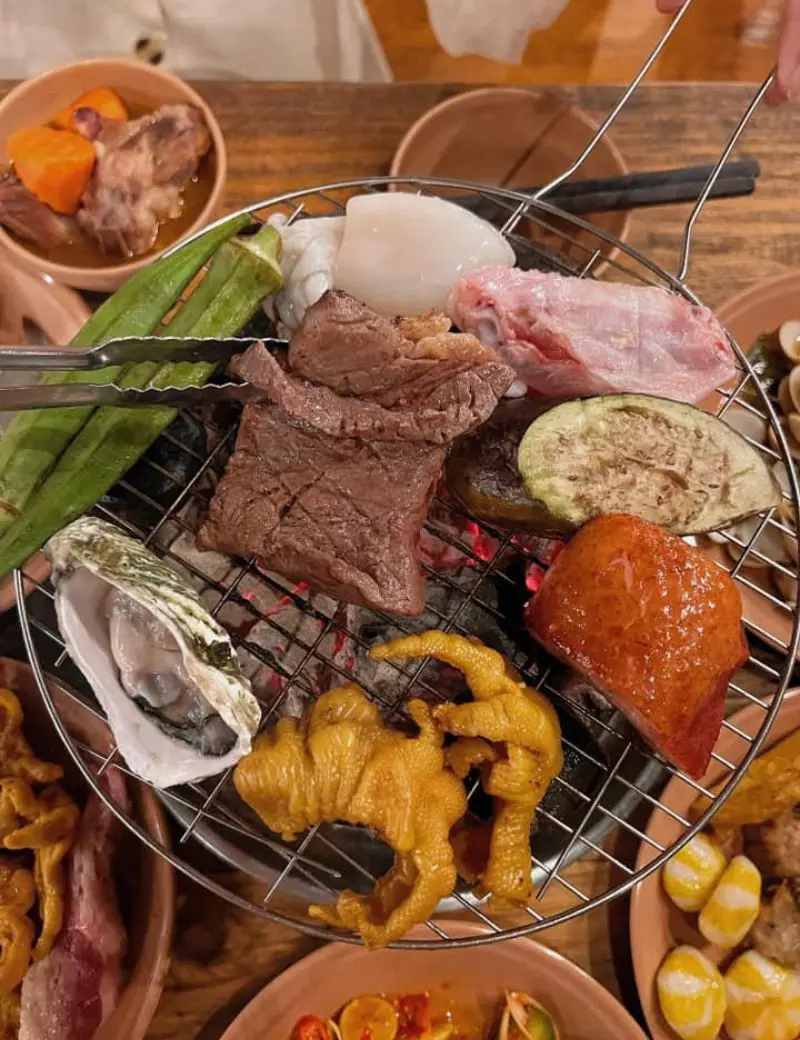 Đến 20 Forest BBQ and More thưởng thức buffet giữa n&uacute;i rừng Đ&agrave; Lạt 8