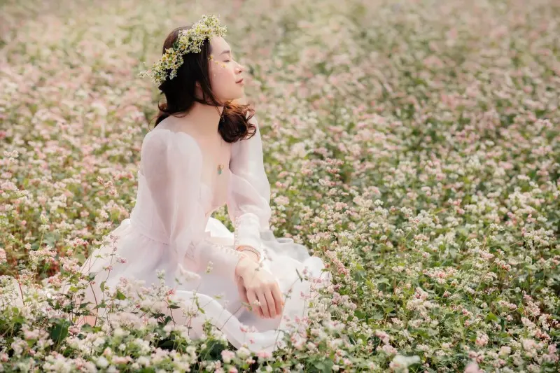 Lạc lối giữa vườn hoa tam gi&aacute;c mạch Đ&agrave; Lạt đẹp m&ecirc; hồn 7