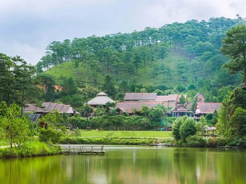 L&agrave;ng C&ugrave; Lần Đ&agrave; Lạt - Chuyến phi&ecirc;u lưu v&agrave;o thế giới cổ t&iacute;ch 2