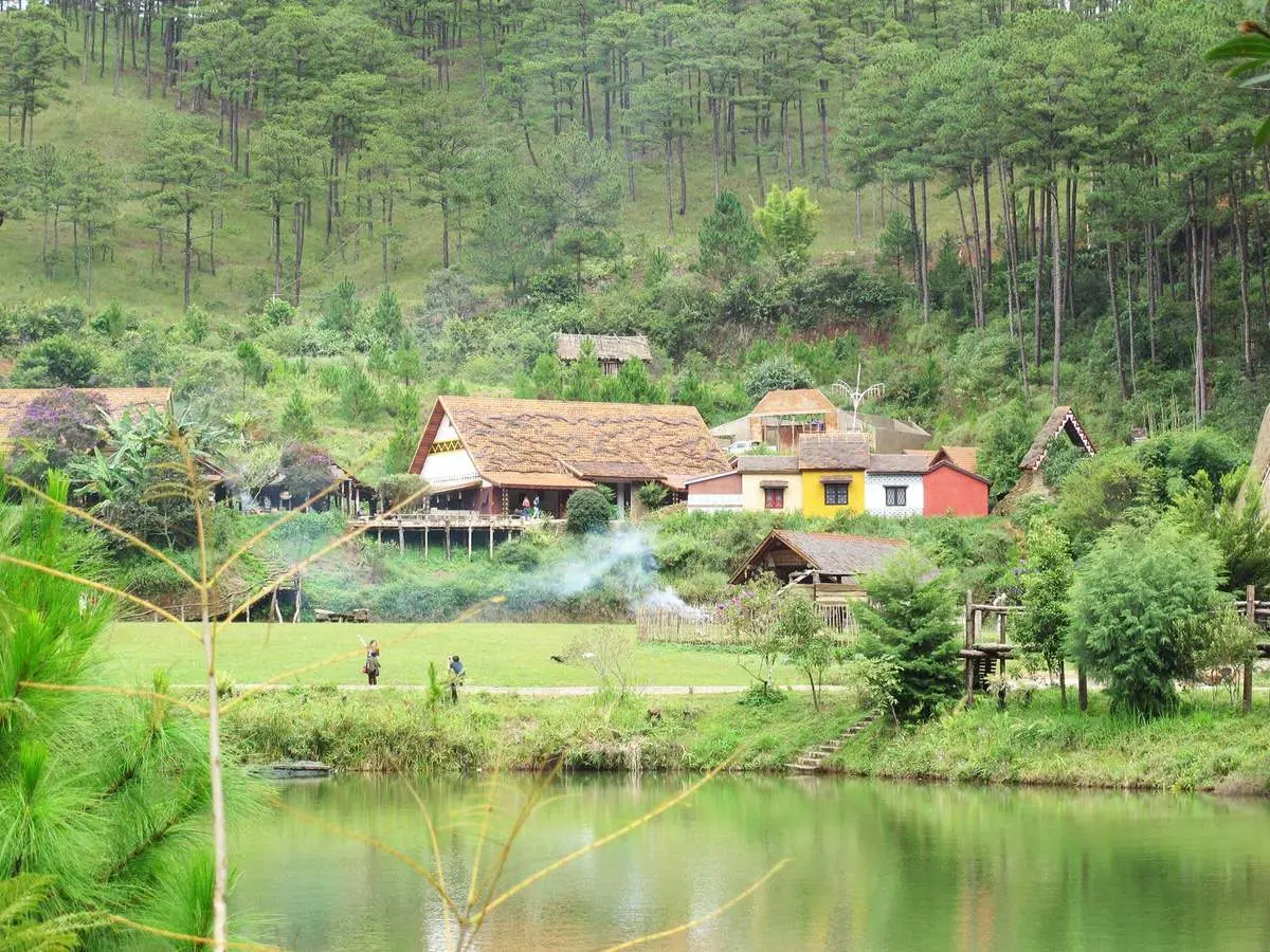 L&agrave;ng C&ugrave; Lần Đ&agrave; Lạt - Chuyến phi&ecirc;u lưu v&agrave;o thế giới cổ t&iacute;ch 6