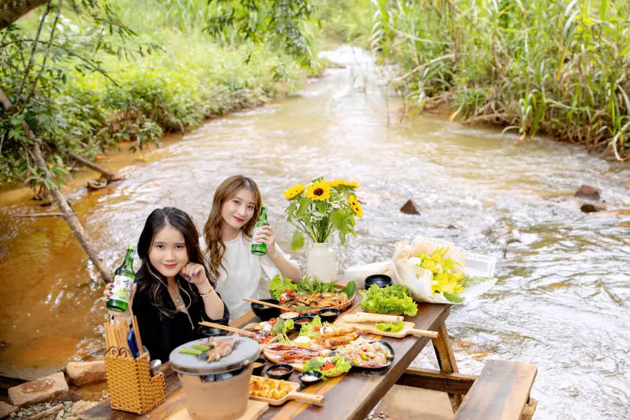 Nh&agrave; B&ecirc;n Suối cực chill cho những t&acirc;m hồn cần t&igrave;m về miền an y&ecirc;n 12