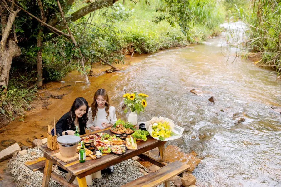 Nh&agrave; B&ecirc;n Suối cực chill cho những t&acirc;m hồn cần t&igrave;m về miền an y&ecirc;n 11