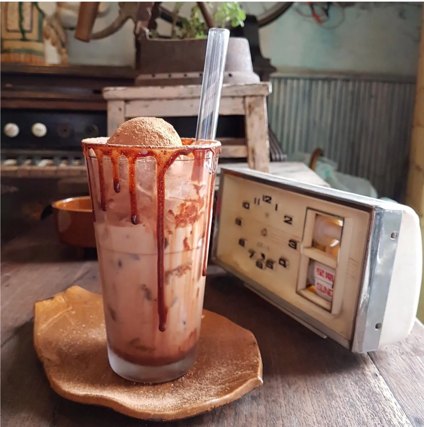Review Bicyle Up Cafe - Qu&aacute;n cafe với kh&ocirc;ng gian retro đặc biệt giữa l&ograve;ng Đ&agrave; Lạt 7