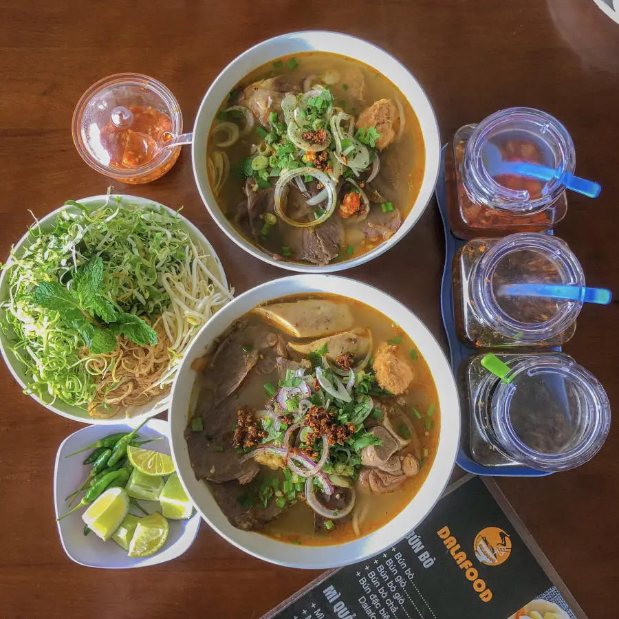 Review qu&aacute;n B&uacute;n b&ograve; Dalafood trứ danh c&oacute; hấp dẫn như lời đồn 6
