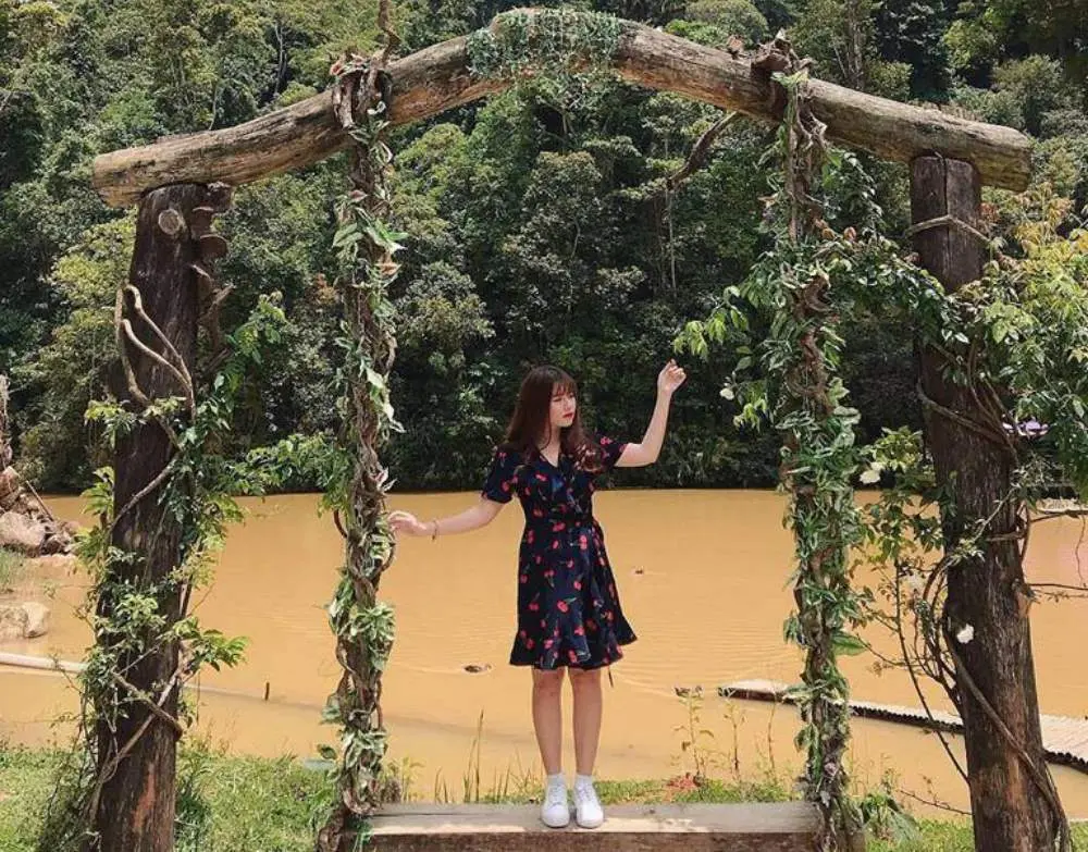 Cùng MIA.vn khám phá chiếc review Đà Lạt 4N3Đ cho 2 người của Trang Nơ