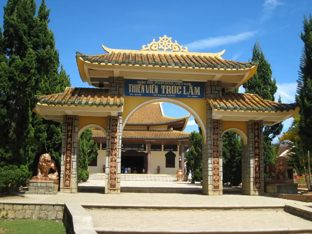 Trải nghiệm một ngày tại Thiền viện Trúc Lâm - Điểm đến linh thiêng sở hữu vẻ đẹp thiên nhiên thoát tục