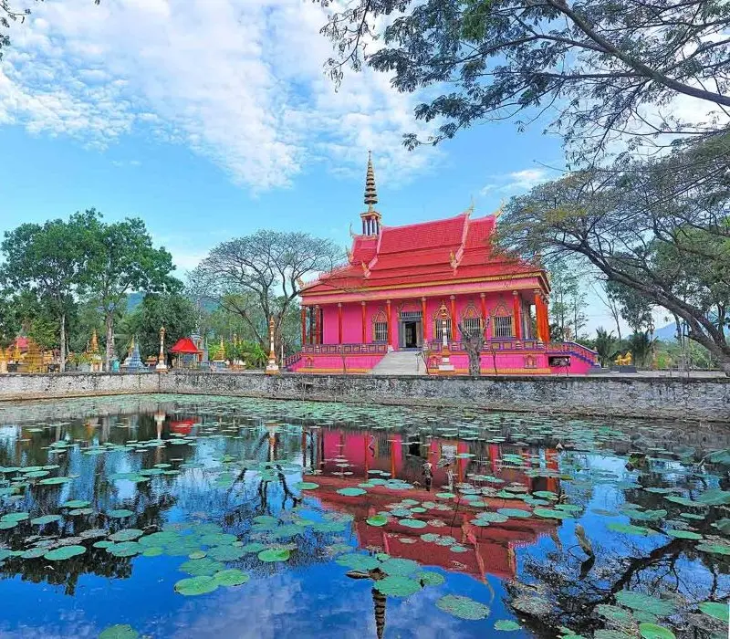 Chùa Hàng Còng (Chùa Krăng Krốch): Viên ngọc độc đáo miền Tri Tôn
