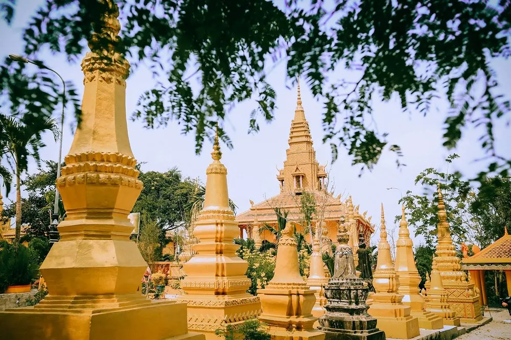 Ch&ugrave;a T&agrave; Pạ, chốn bồng lai ti&ecirc;n cảnh giữa v&ugrave;ng rừng n&uacute;i hoang sơ 9