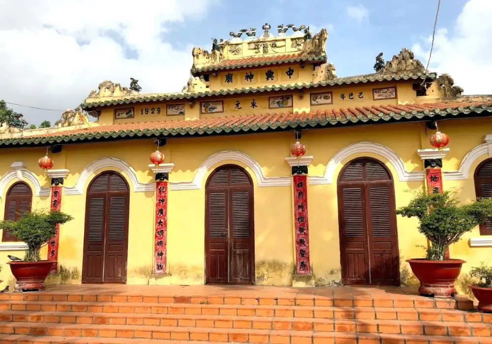 Kh&aacute;m ph&aacute; Đ&igrave;nh Vĩnh Ngươn với phong c&aacute;ch kiến tr&uacute;c cực độc đ&aacute;o 4