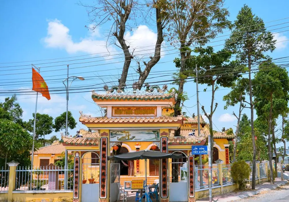 Kh&aacute;m ph&aacute; Đ&igrave;nh Vĩnh Ngươn với phong c&aacute;ch kiến tr&uacute;c cực độc đ&aacute;o 2