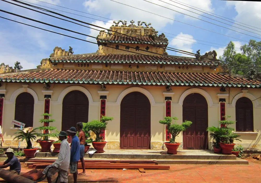 Kh&aacute;m ph&aacute; Đ&igrave;nh Vĩnh Ngươn với phong c&aacute;ch kiến tr&uacute;c cực độc đ&aacute;o 6