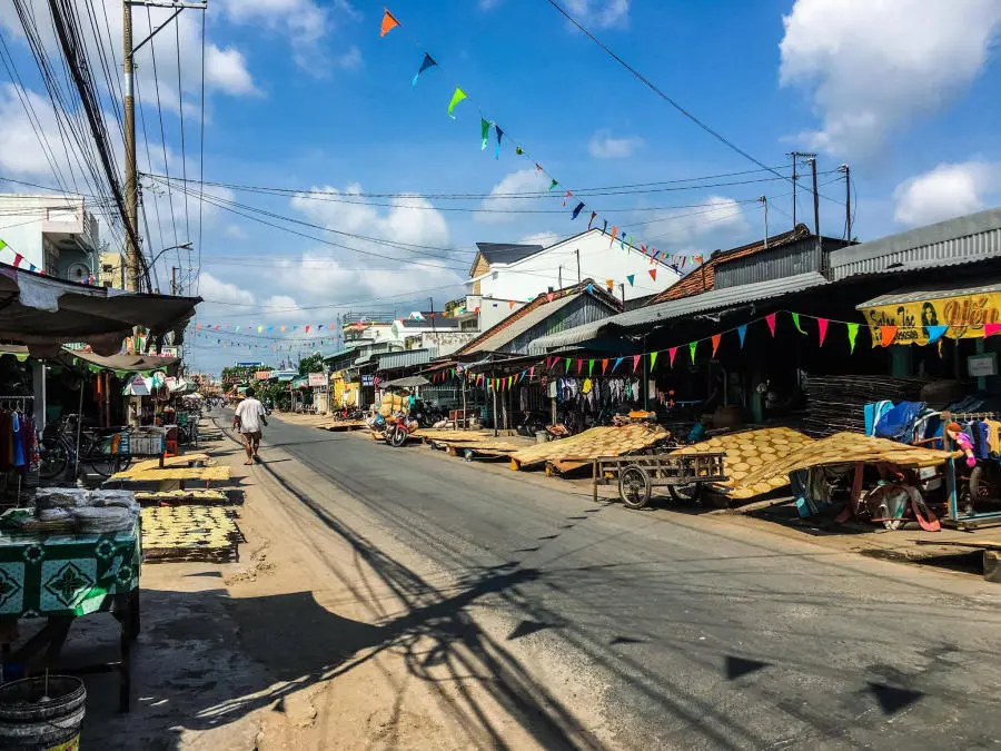 Kh&aacute;m ph&aacute; l&agrave;ng nghề b&aacute;nh phồng Ph&uacute; Mỹ lu&ocirc;n ng&agrave;o ngạt hương thơm 3