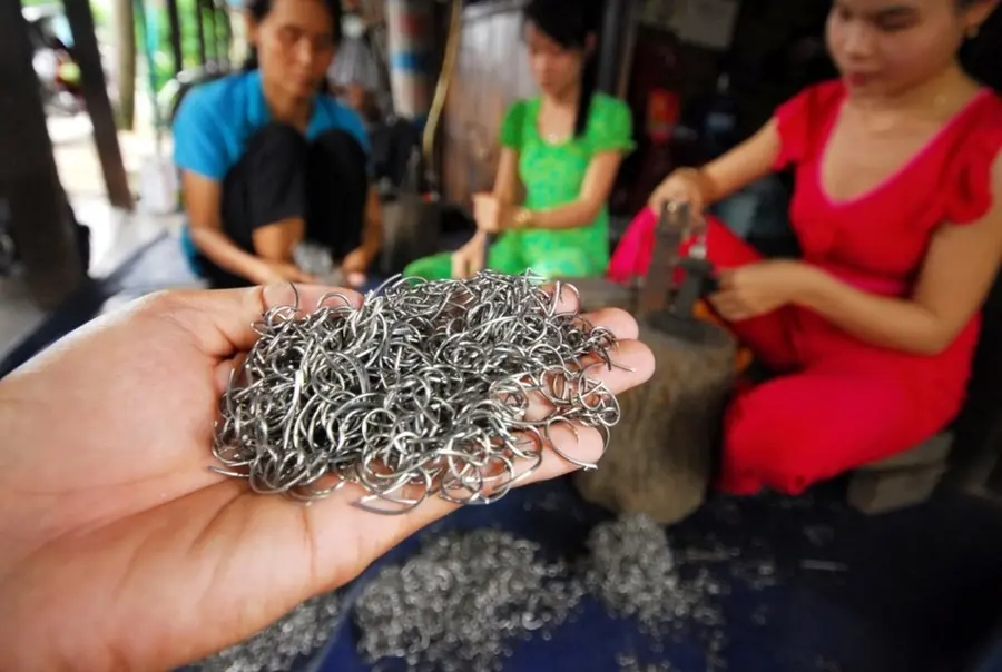 Kh&aacute;m ph&aacute; l&agrave;ng nghề lưỡi c&acirc;u Mỹ Ho&agrave; nổi tiếng ở An Giang 5