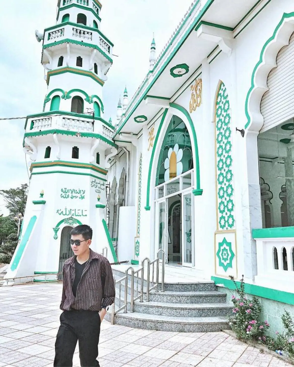 Kh&aacute;m ph&aacute; Th&aacute;nh Đường Hồi gi&aacute;o JAMIUL AZHAR MOSQUE tuyệt đẹp ở An Giang 11