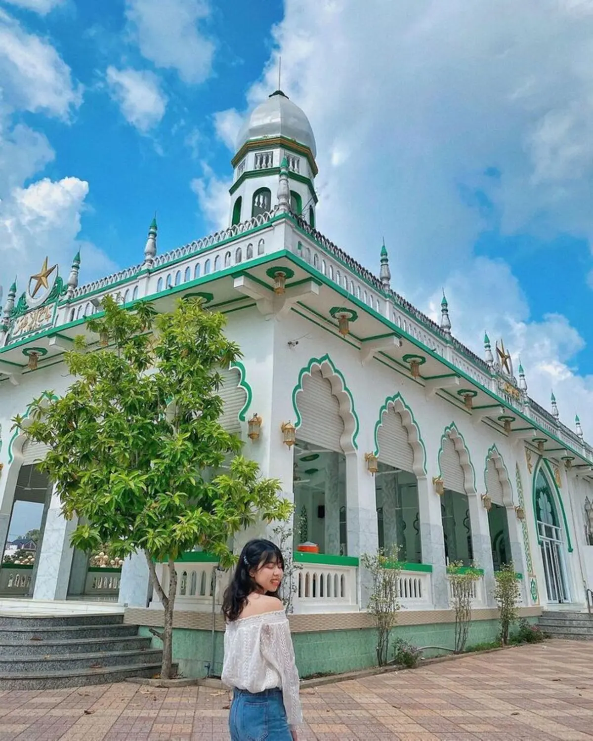 Kh&aacute;m ph&aacute; Th&aacute;nh Đường Hồi gi&aacute;o JAMIUL AZHAR MOSQUE tuyệt đẹp ở An Giang 13