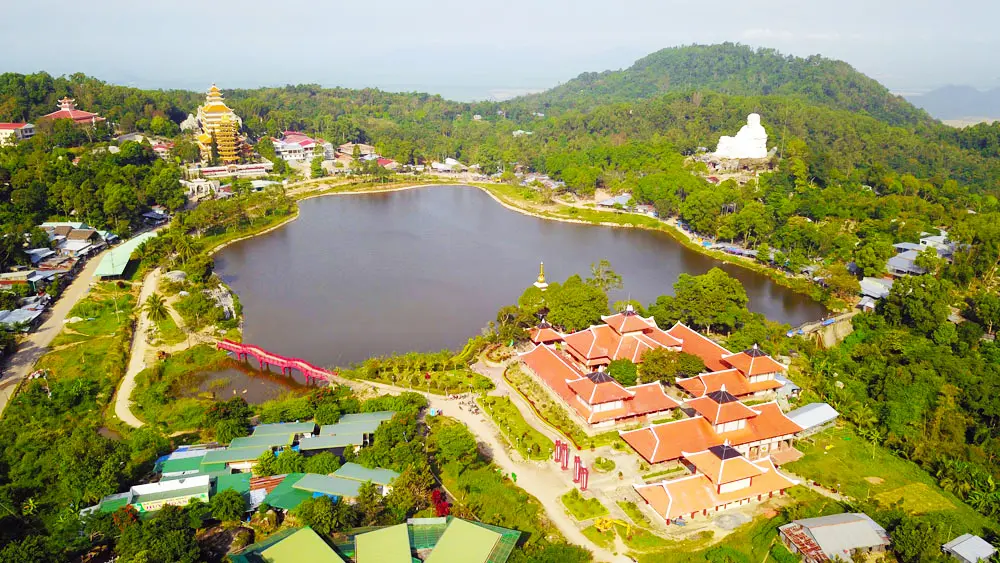 Khu du lịch N&uacute;i Cấm An Giang vẻ đẹp linh thi&ecirc;ng của n&uacute;i rừng 3