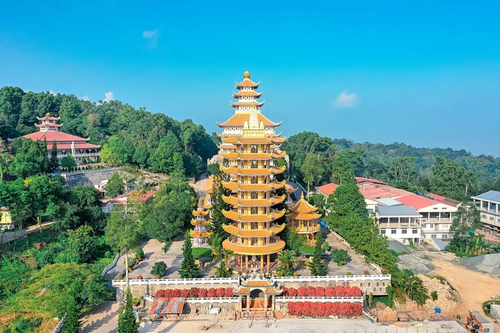 Khu du lịch N&uacute;i Cấm An Giang vẻ đẹp linh thi&ecirc;ng của n&uacute;i rừng 7
