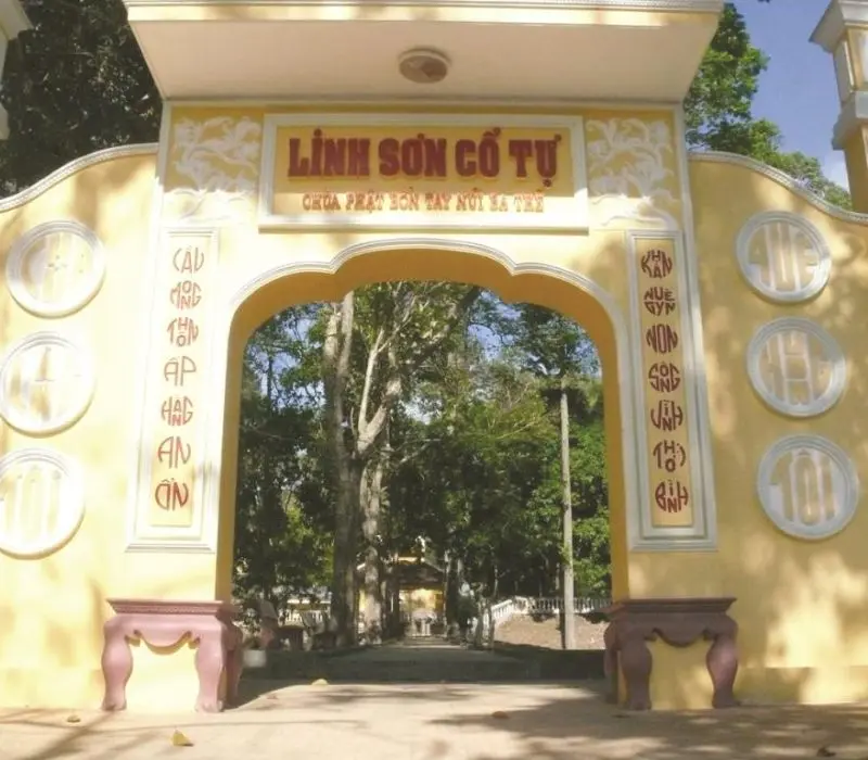 N&uacute;i Ba Th&ecirc;: Kinh nghiệm kh&aacute;m ph&aacute; Di t&iacute;ch quốc gia đặc biệt &Oacute;c Eo 4