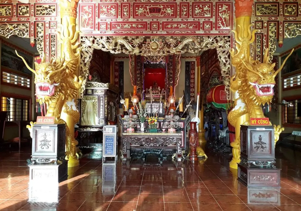 Về thăm Dinh Sơn Trung gắn liền với bao th&aacute;ng năm lịch sử 6