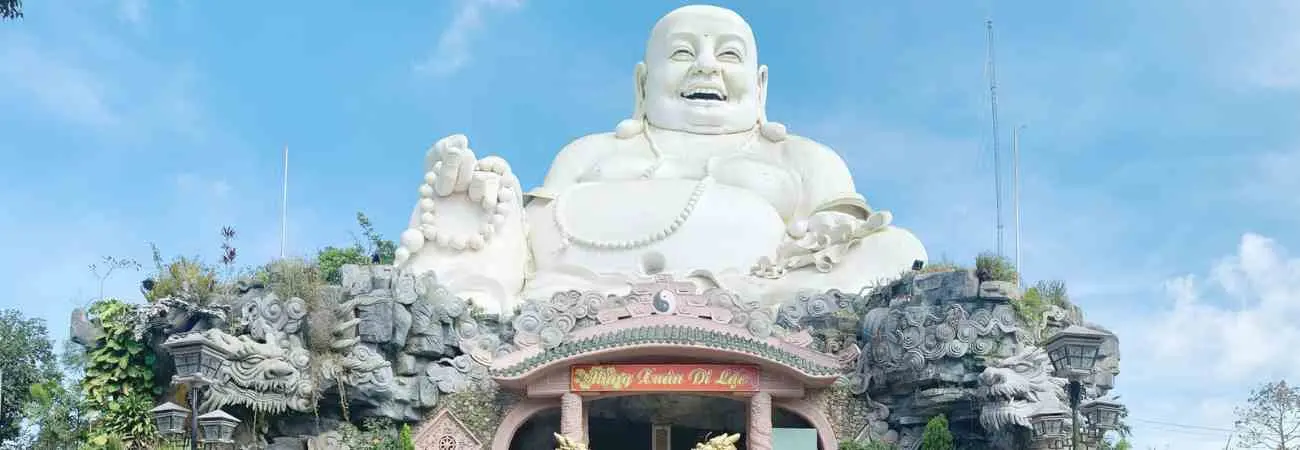 Núi Cấm (Thiên Cấm Sơn) nơi những tinh hoa về cảnh sắc được hội tụ