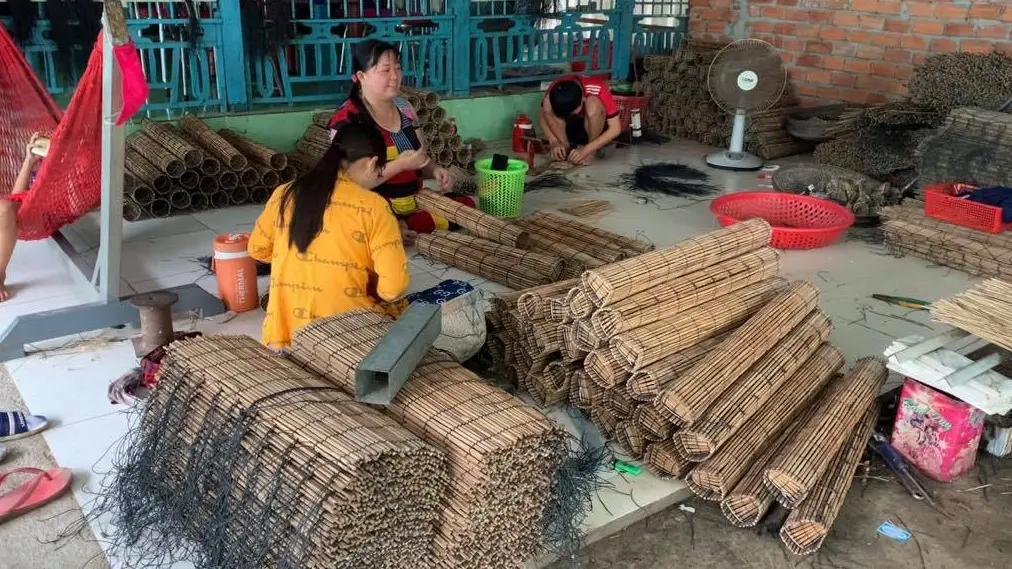 Tìm hiểu làng nghề lợp lươn Cần Đăng độc đáo tại An Giang
