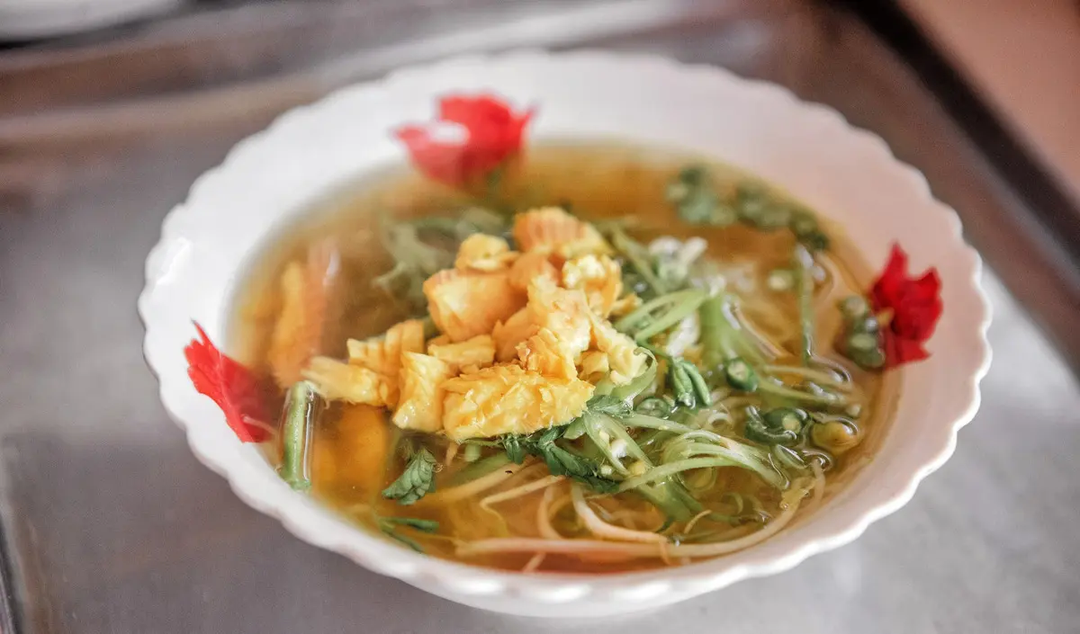 Bún cá Hiếu Thuận, quán ăn bình dân phải thử khi đến An Giang