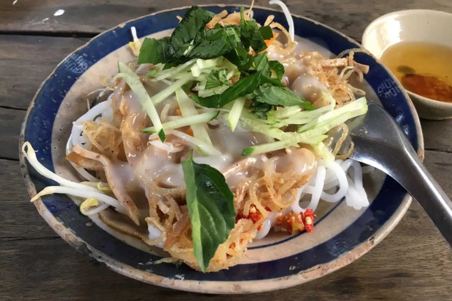B&aacute;nh tằm b&igrave; T&acirc;n Ch&acirc;u An Giang, thưởng thức m&oacute;n ăn vặt ngon rẻ chất lượng 4
